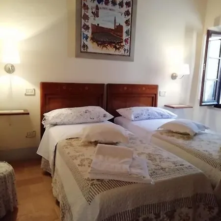 Sleeps 4 With Pool And Wifi 别墅 *